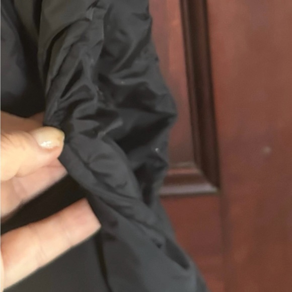 LL Bean Goose Down Black Vest - Picture 10 of 10